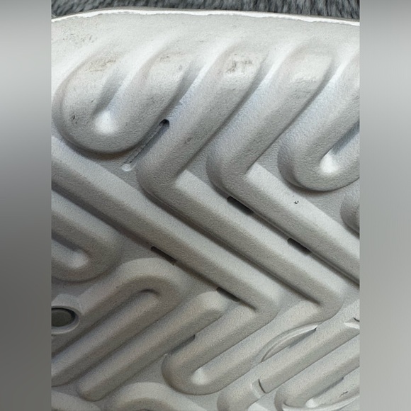 Jordan 1 High React Grey Fog Sneakers - Picture 9 of 12